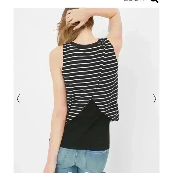 🌻WHBM V NECK TOP - Picture 2 of 2